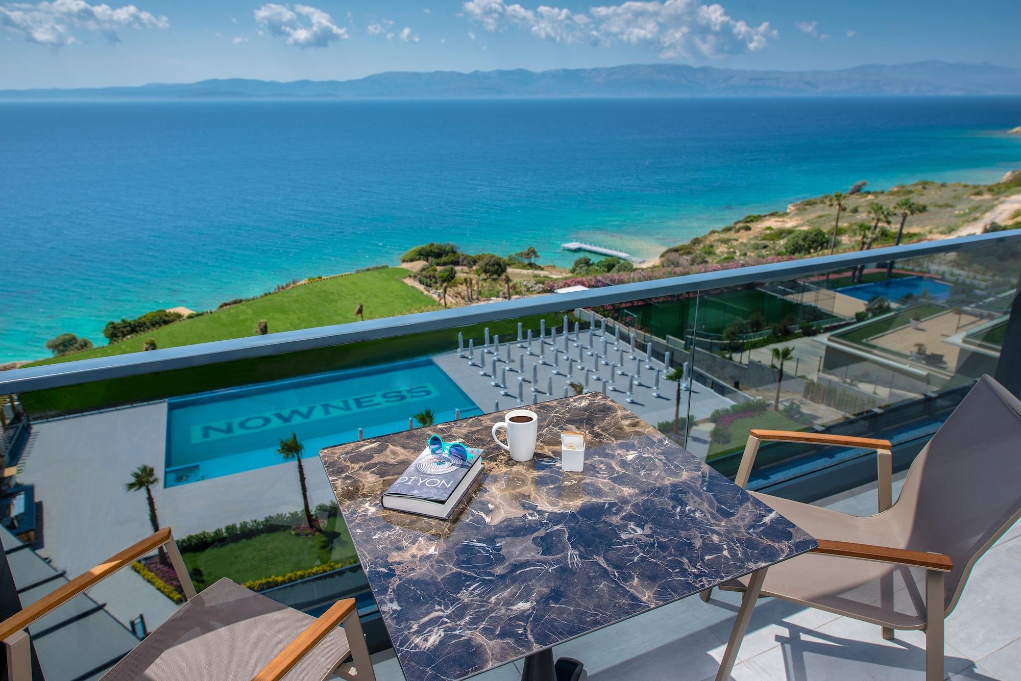 The Nowness Luxury Hotel & Spa Adulty Only Çeşme Exterior foto